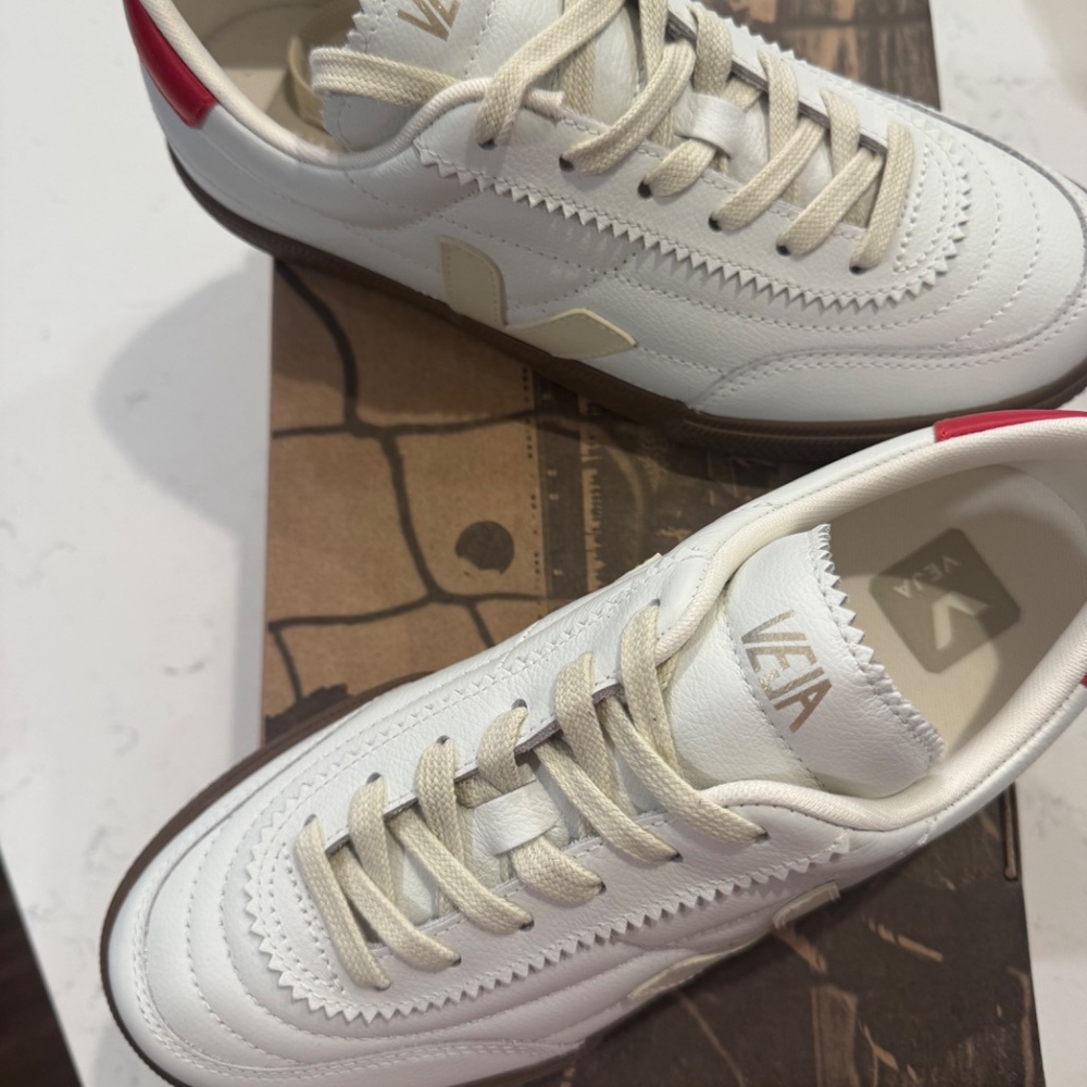 New in Box, Veja Shoes - Picture 2 of 3